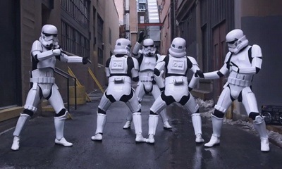 stormtroopers-caught-twerking-darth-vader-doesnt-approve-feat.jpg