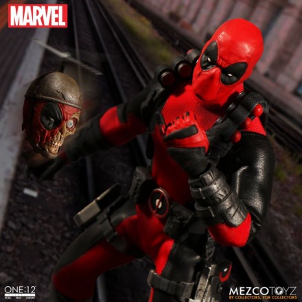 Mezco-Toyz-One-12-Collective-Deadpool-05.jpg