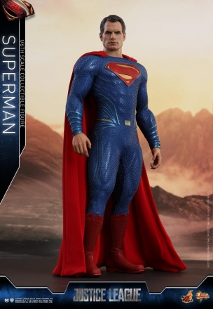 Hot Toys - Justice League - Superman collectible figure_PR01.jpg