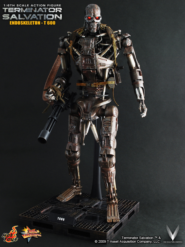 Hot Toys: Terminator Salvation – Endoskeleton T-600 & T-700 collectible figure
