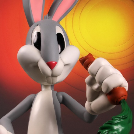 Mezco-Bugs-Bunny-Figure-001.jpg