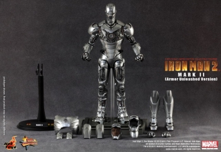 Hot Toys_Iron Man 2_Mark II (Armor Unleashed Version)_15.jpg