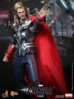Hot Toys - The Avengers  - Thor Limited Edition Collectible Figurine_PR6.jpg