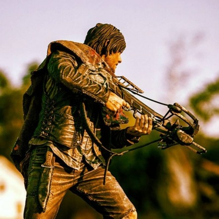 mcfarlane_the_walking_dead_daryl_1.jpg