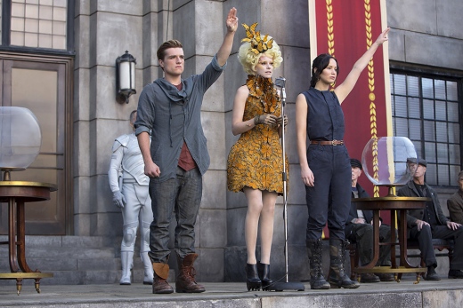 hunger-games-catching-fire-hutcherson-banks-lawrence.jpg