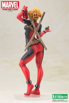 Lady-Deadpool-Bishoujo-Statue-008.jpg