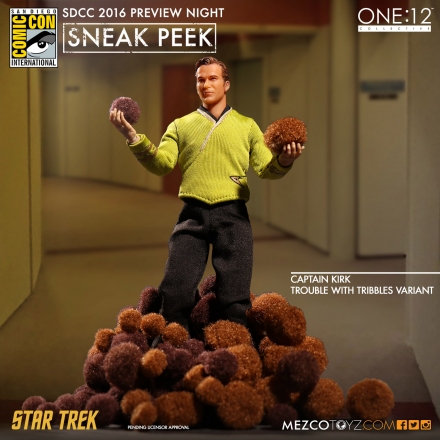 One12-Mezco-Trouble-with-Tribbles-Kirk.jpg