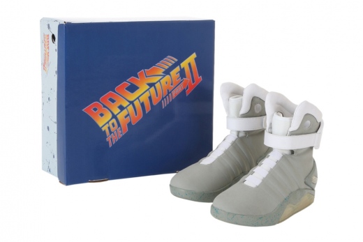 nike-air-mag-halloween-costume-replicas-officially-licensed-by-universal-studios-1.jpg