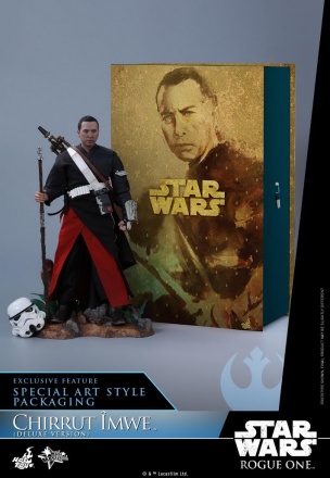 Hot-Toys---Rogue-One-A-Star-Wars-Story---Chirrut-Imwe-Collectible-Figure_PR2(Deluxe-Version).jpg