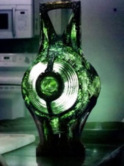 green_lantern_lantern.jpg