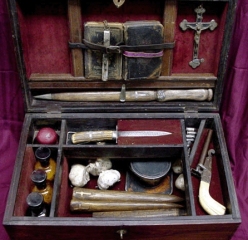 1800s-vampire-killing-kit.jpg