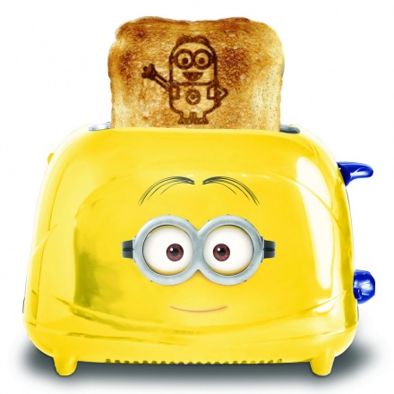 Minion_Toaster_with_Toast.jpg