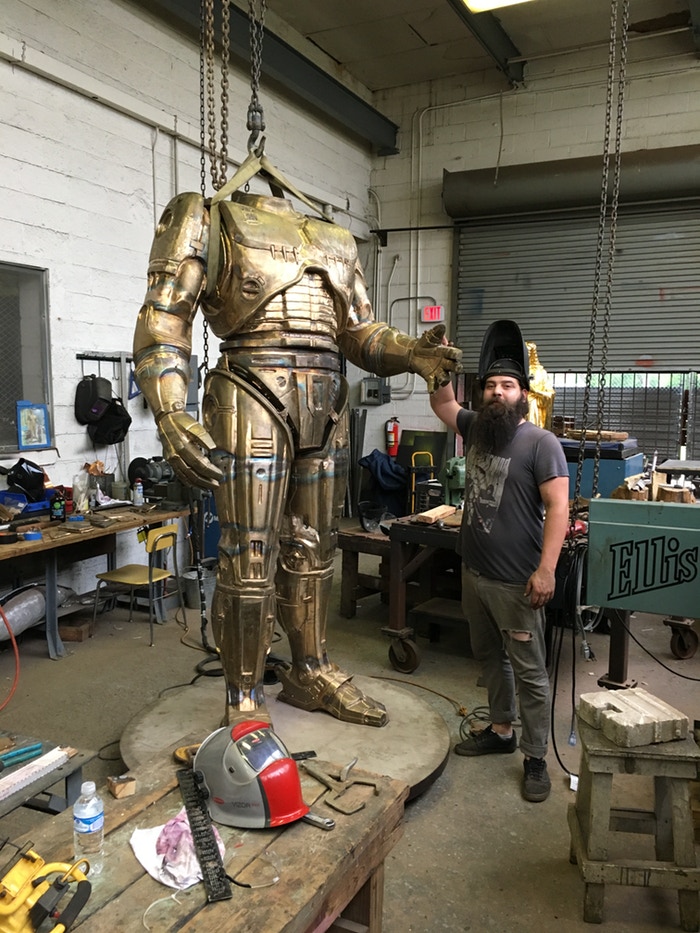 Robocop – Detroit’s 11′ Tall Statue Is Complete! – YBMW