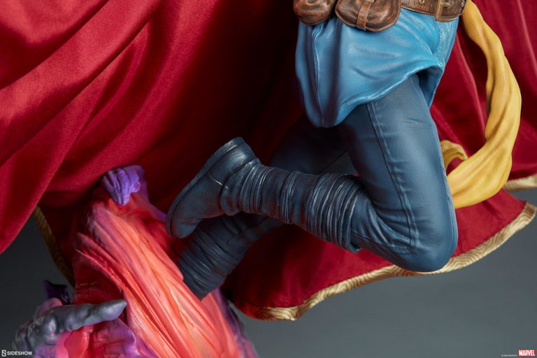 sideshow doctor strange maquette