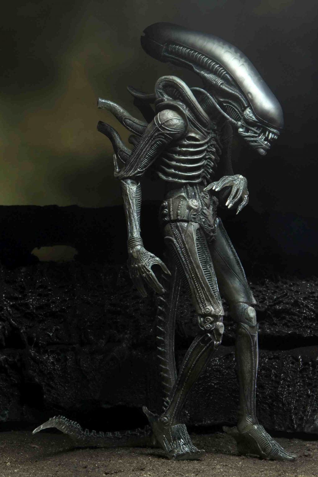 NECA Alien 7” Scale Action Figure 40th Anniversary